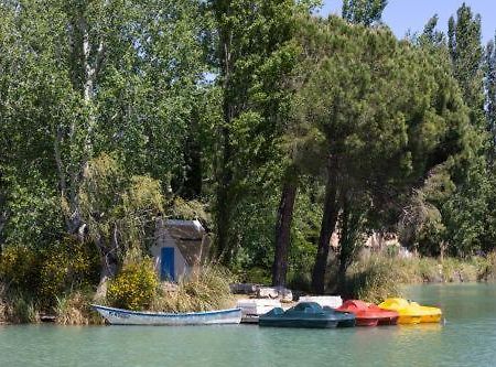 Appartement 50M2 Village Vacances Arles Bagian luar foto