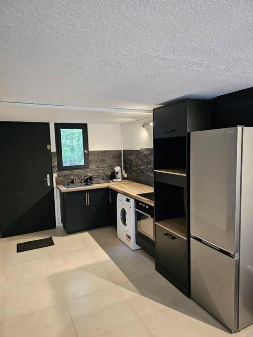 Appartement 50M2 Village Vacances Arles Bagian luar foto